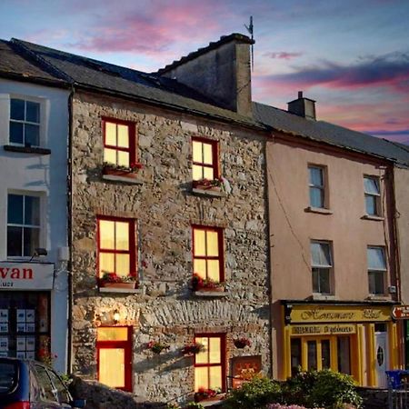 White Heather House Clifden Town Square Екстер'єр фото