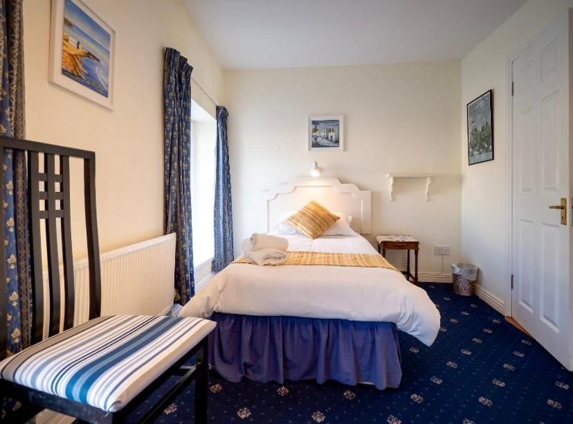 White Heather House Clifden Town Square Екстер'єр фото